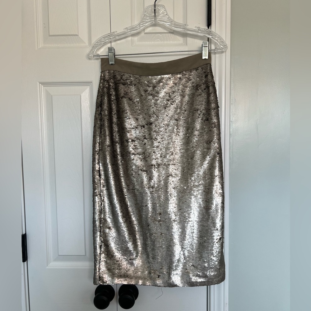 Banana republic matte gold-silver sequin pencil skirt size 2